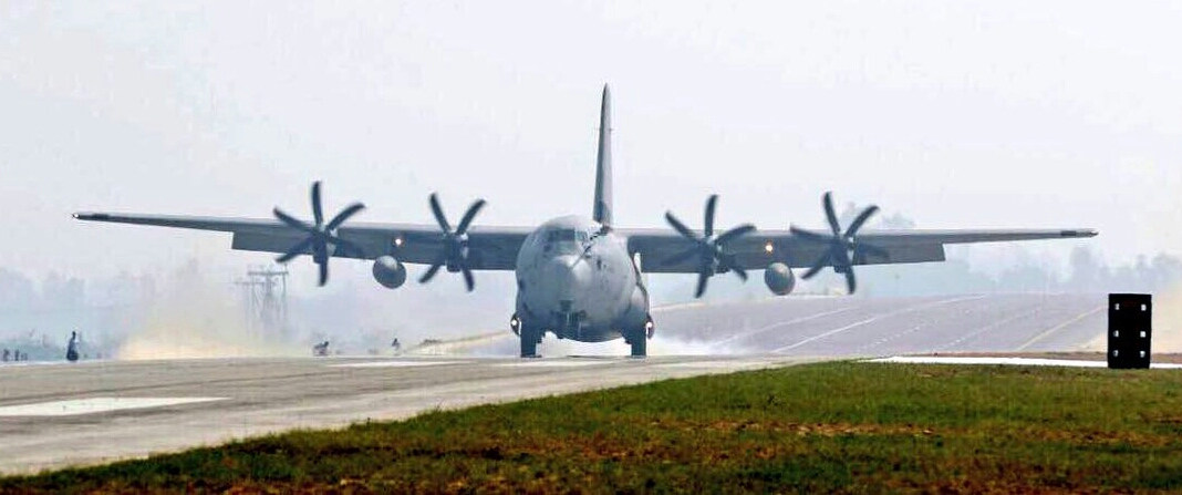 Lucknow - Agra Express -Way