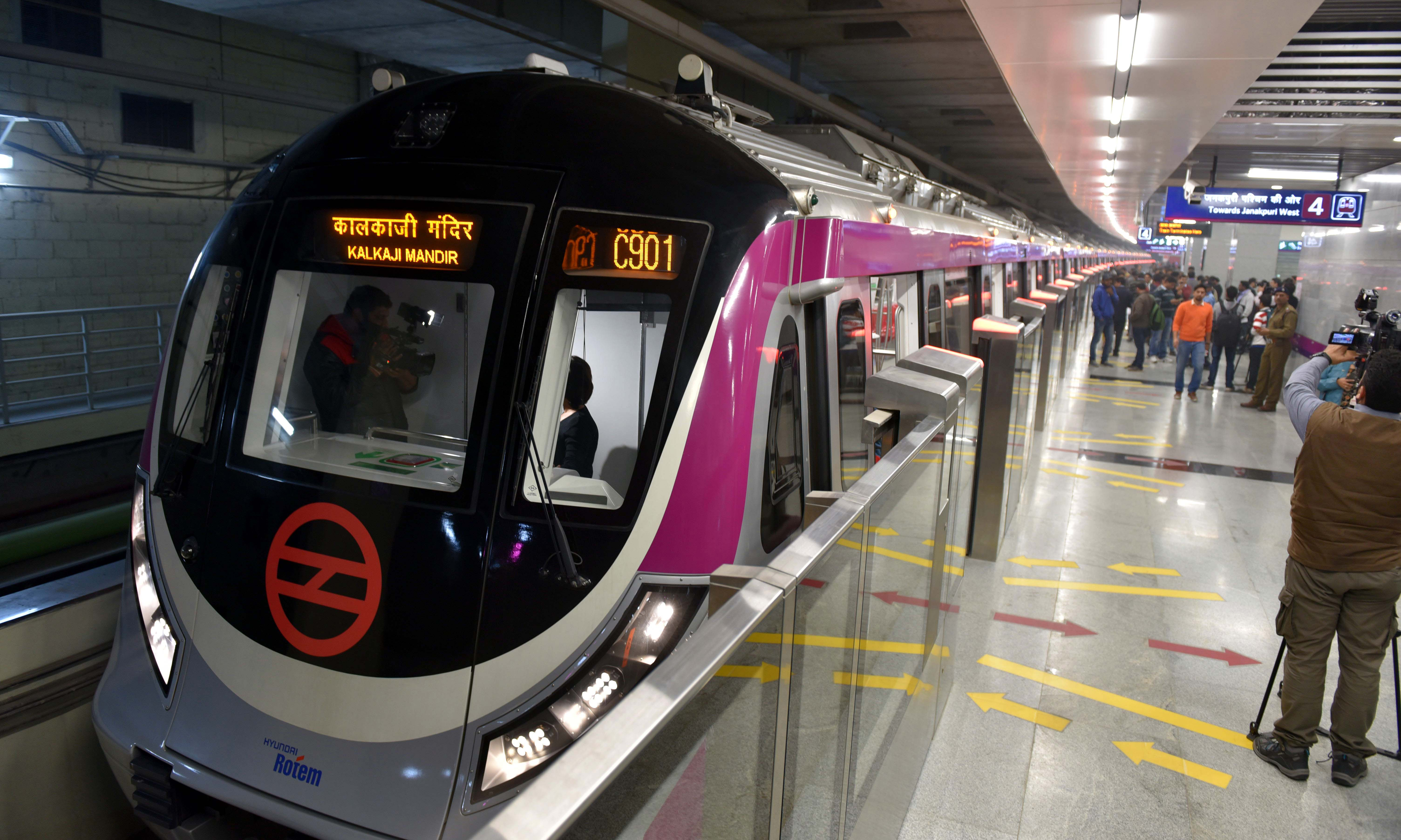 मेट्रो:मजेंटा लाइन का कुछ देर में पीएम करेंगे उद्घाटन, मात्र 30 मिनट में कालकाजी से नोएडा की यात्रा