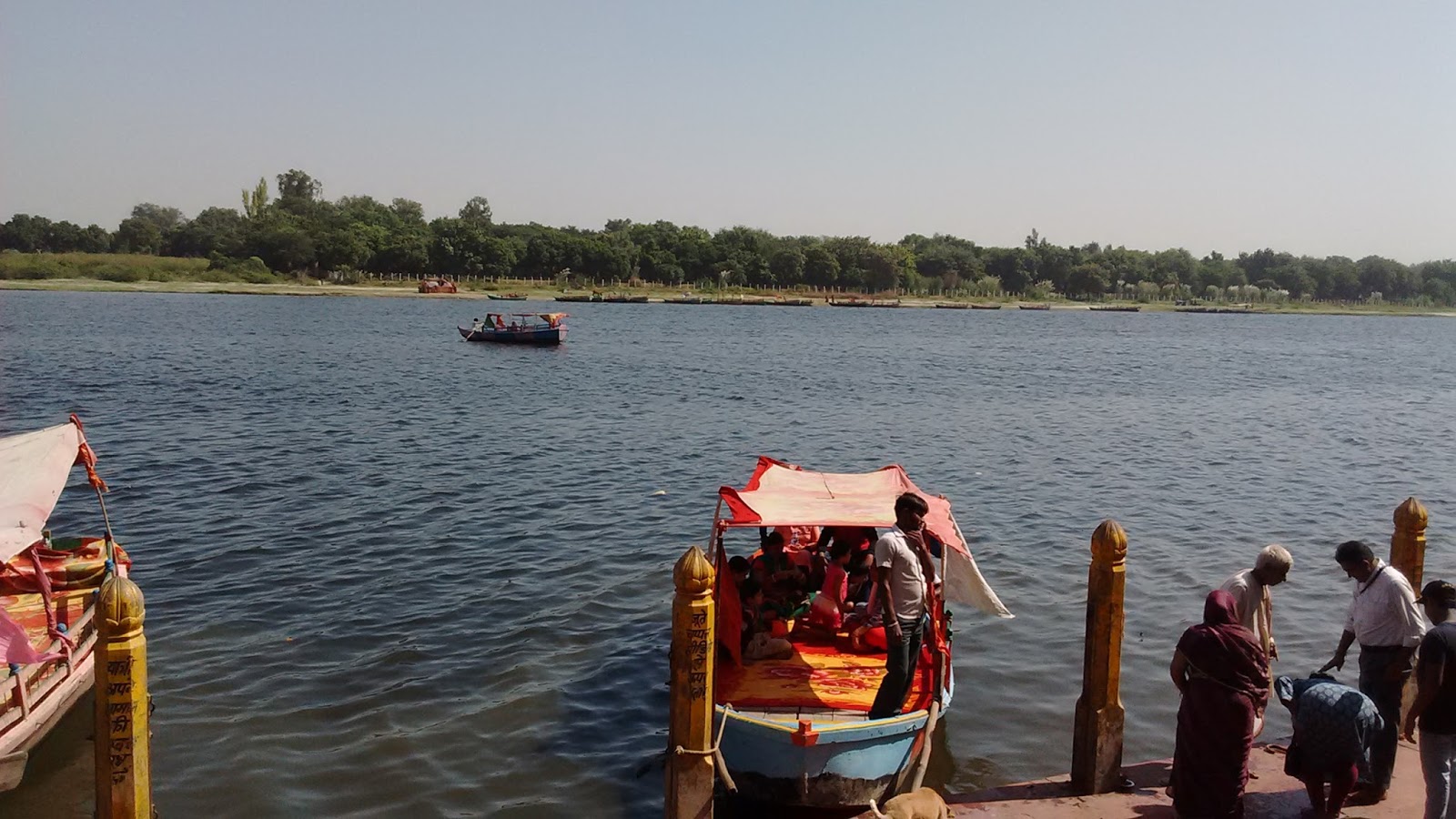 वृंदावन कैसे पहुंचे, बस, ट्रेन, टैक्सी अथवा फ्लाइट